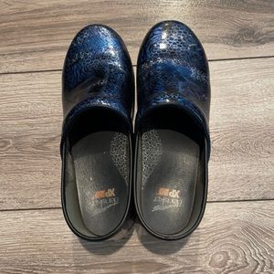 Dansko Clogs. Like new
